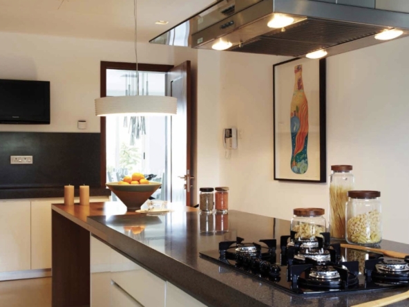 Ready to move 3 bhk 2200 sqft carpet flats for sale in marvel bounty hadapsar pune